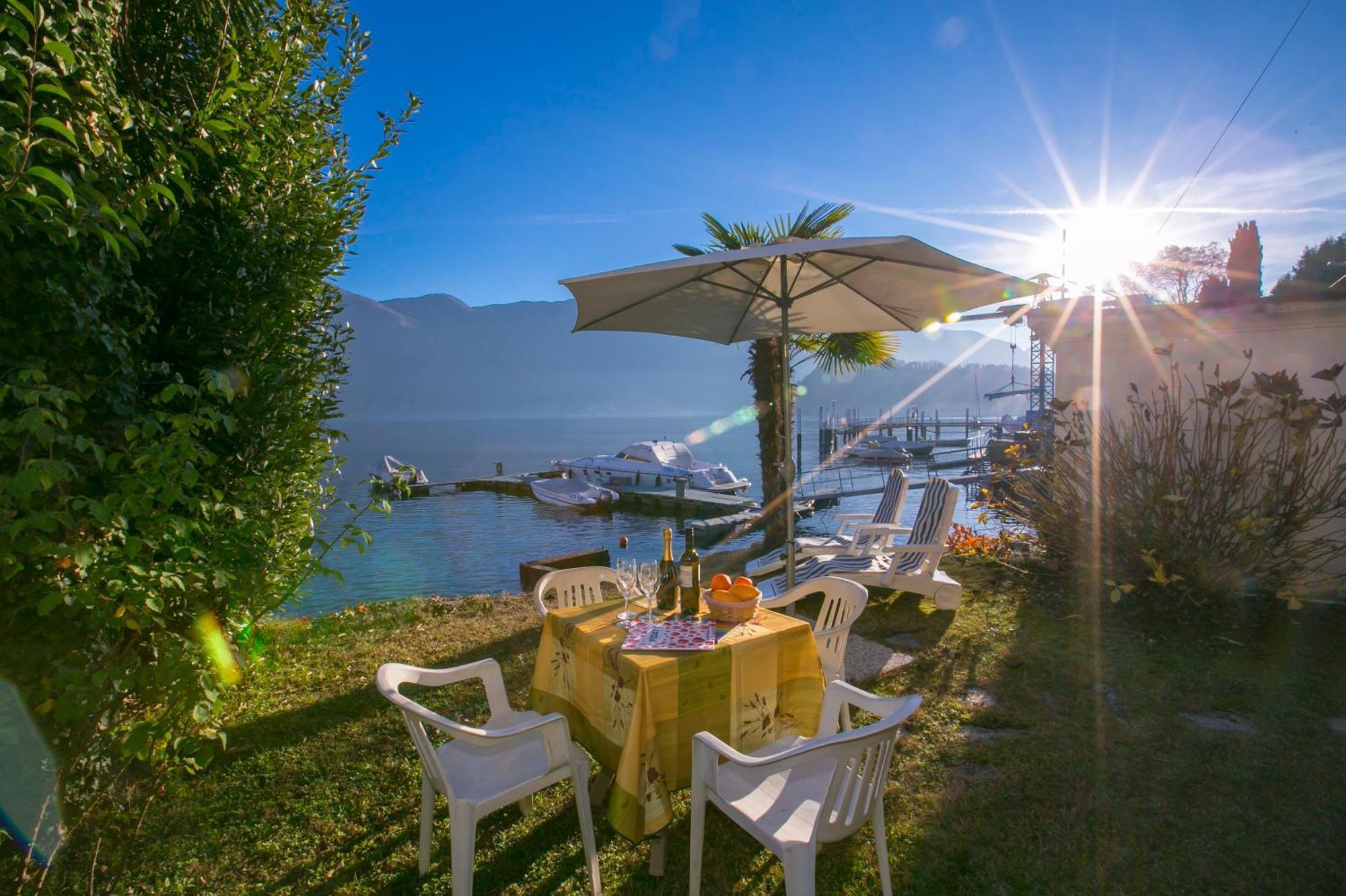 Casetta Al Lago Mezzegra Buitenkant foto