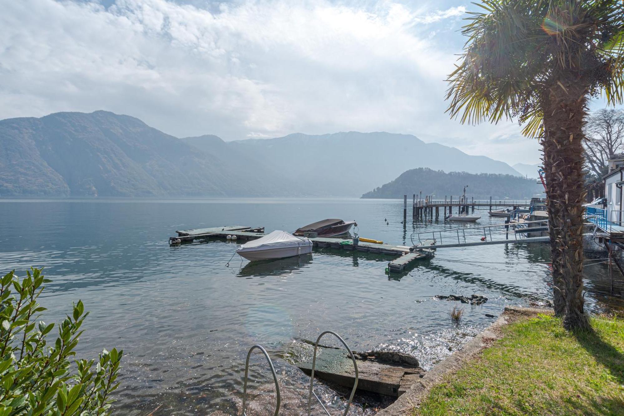 Casetta Al Lago Mezzegra Buitenkant foto